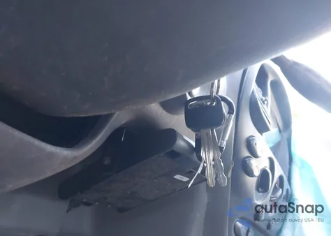 2002 Toyota Tundra Sr5 V8 из США, поврежденный, VIN 5TBBT44122S265327